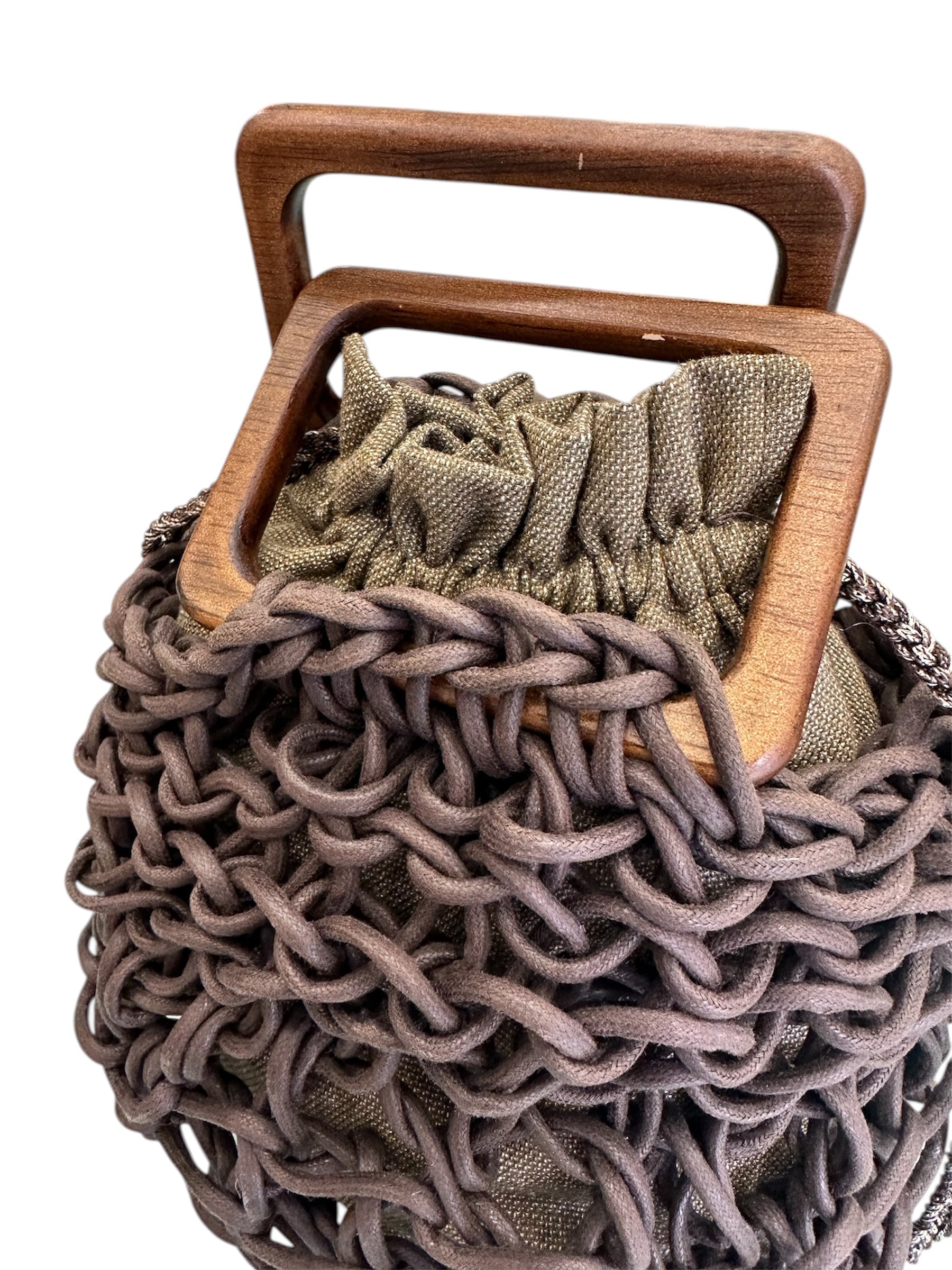 Borsa Wood